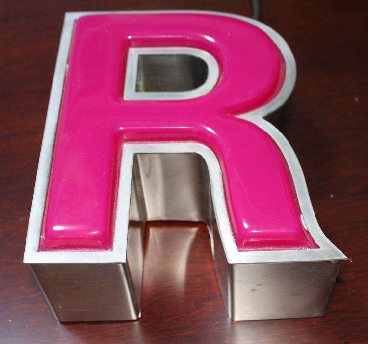 吸塑字