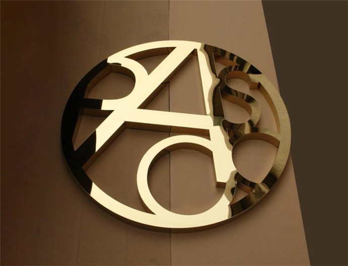 钛金字